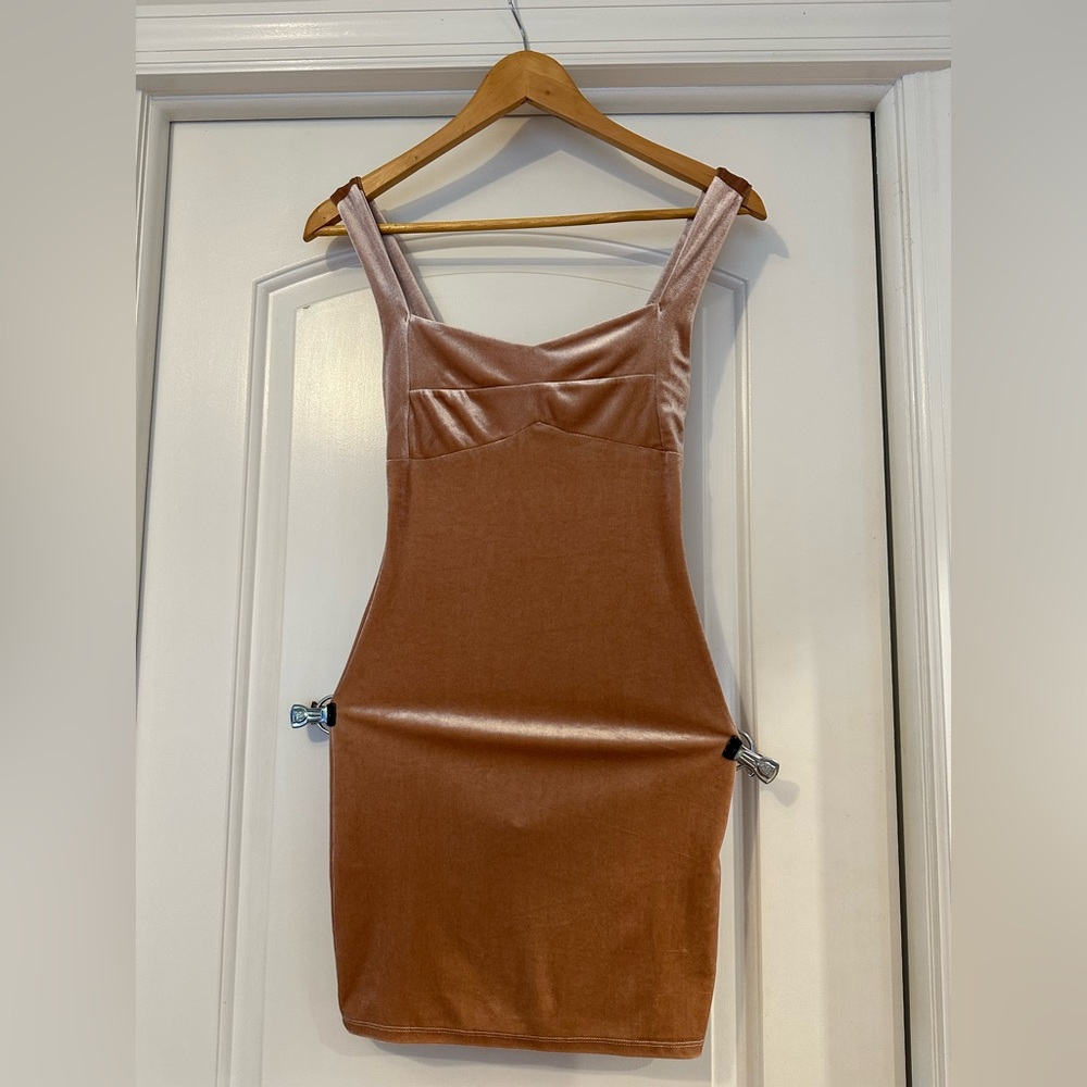 Forever 21 velvet dress